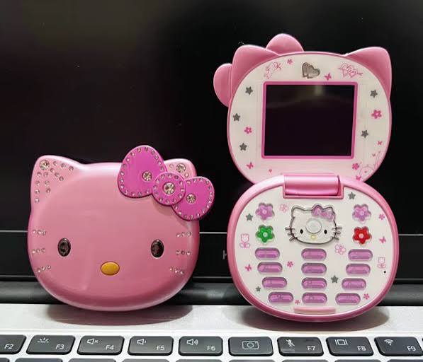 Hello Kitty Flip Phone